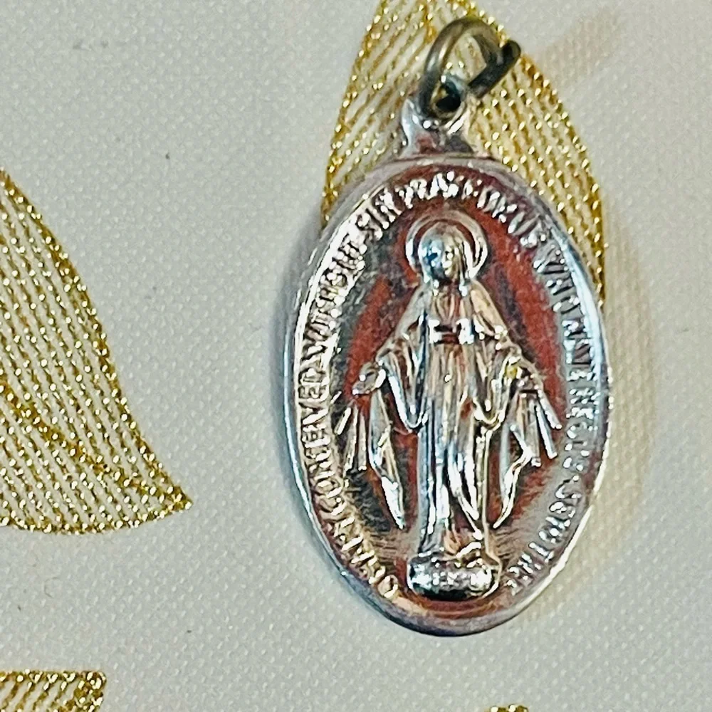 VTG Lot Of 5 Religious Christian’s Medals Pendant Catholic saints #1